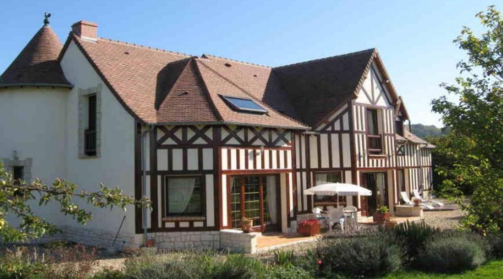 Le Mont D'Auge Bed & Breakfast Canapville  Exterior photo