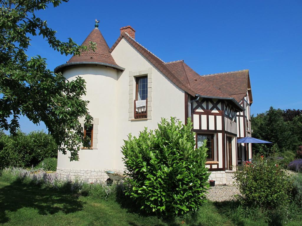 Le Mont D'Auge Bed & Breakfast Canapville  Exterior photo