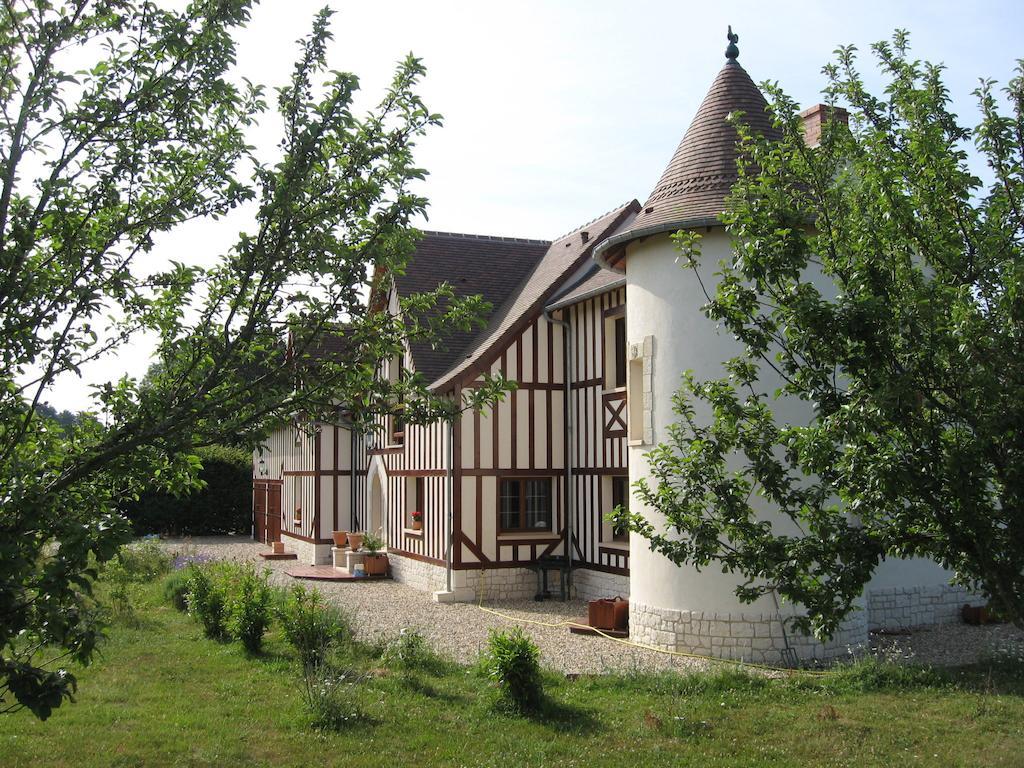 Le Mont D'Auge Bed & Breakfast Canapville  Exterior photo